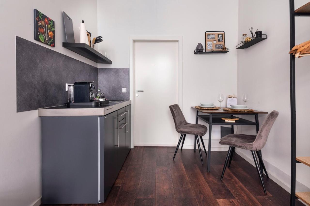 Central Apartment In Heart Of Берлін Екстер'єр фото